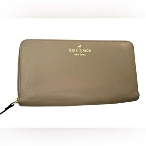 Kate Spade Continental Leather Wallet in Tan